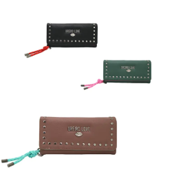 Billetera con tachas Oreiro Love